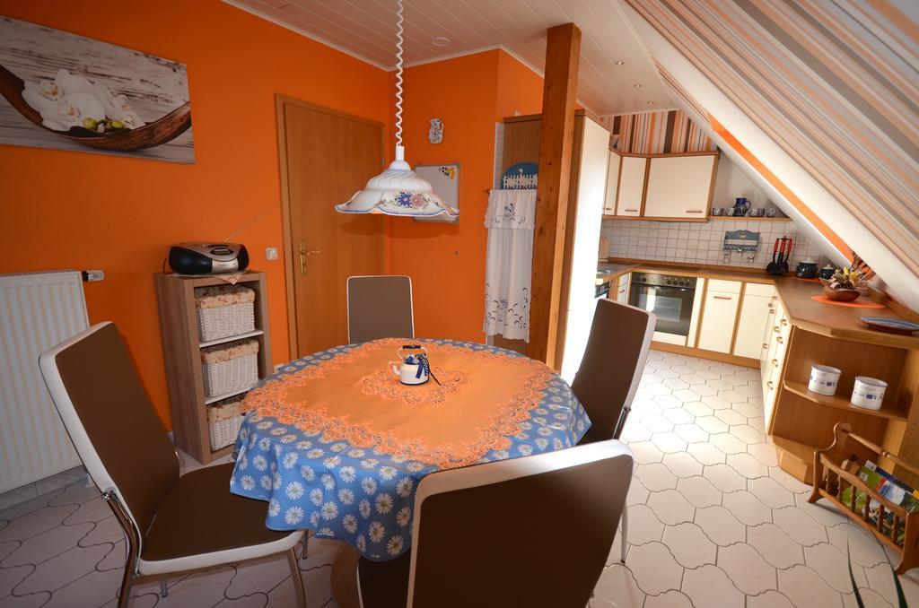 Ferienwohnung Rennsteigblick Suhl Esterno foto